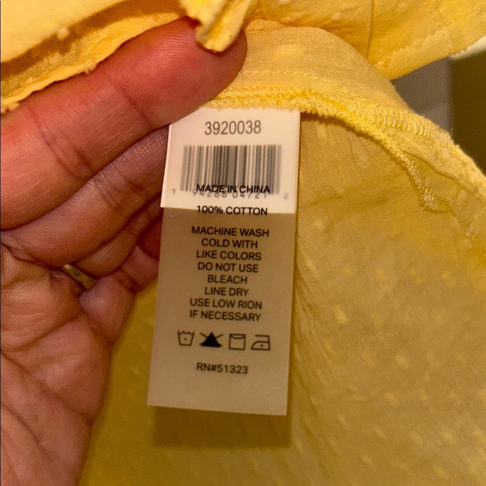 Yellow Button-Up Blouse - Picture 4 of 6